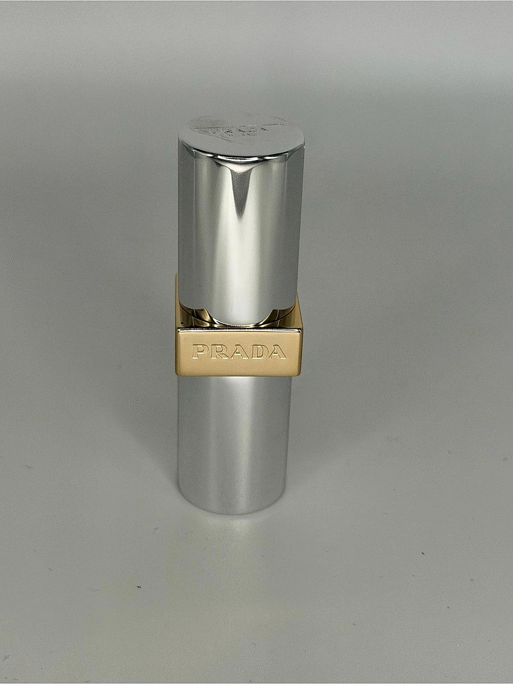 Prada Monochrome Hyper Matte B03 Mahogany Lipstick NWT - Picture 4 of 7